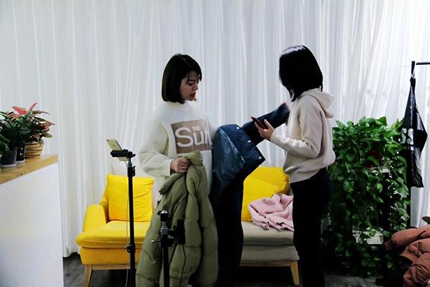 淘宝直播，如何开通直播间，开启你的直播之旅