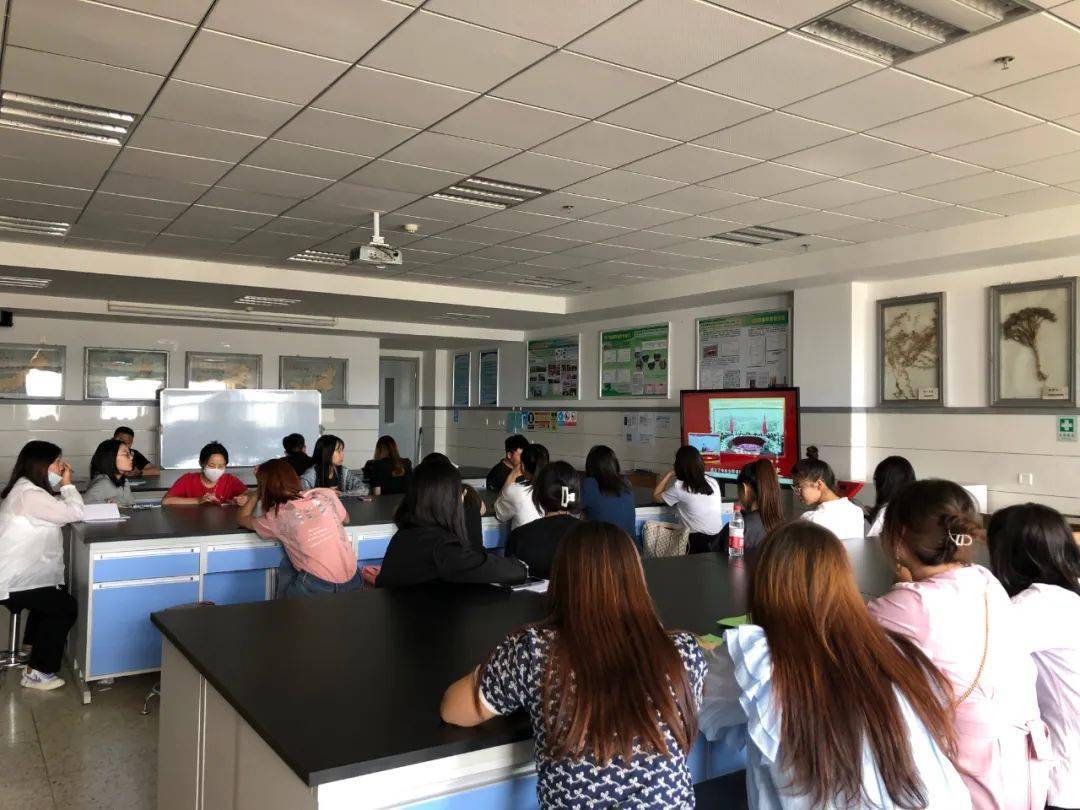 适合学生党的潮牌排行榜2025最新排名前十名对比 适合学生党的潮牌排行榜2025最新排名前十名对比