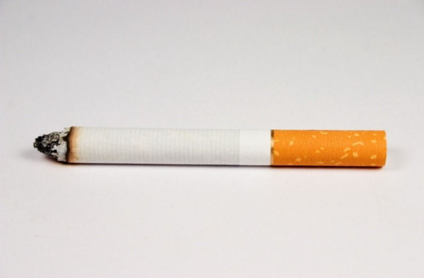 初秋零售卷烟防晒仍不可忽视 外物遮挡空烟盒替代实用有效 初秋零售卷烟防晒仍不可忽视 外物遮挡空烟盒替代实用有效